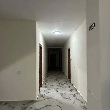 Comfortable * Vlorë